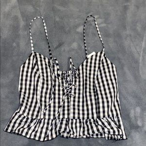 NWT Cute Crop Top